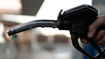 Gobierno habilita millonario subsidio a la compra de combustibles para frenar paro del 2 de junio
