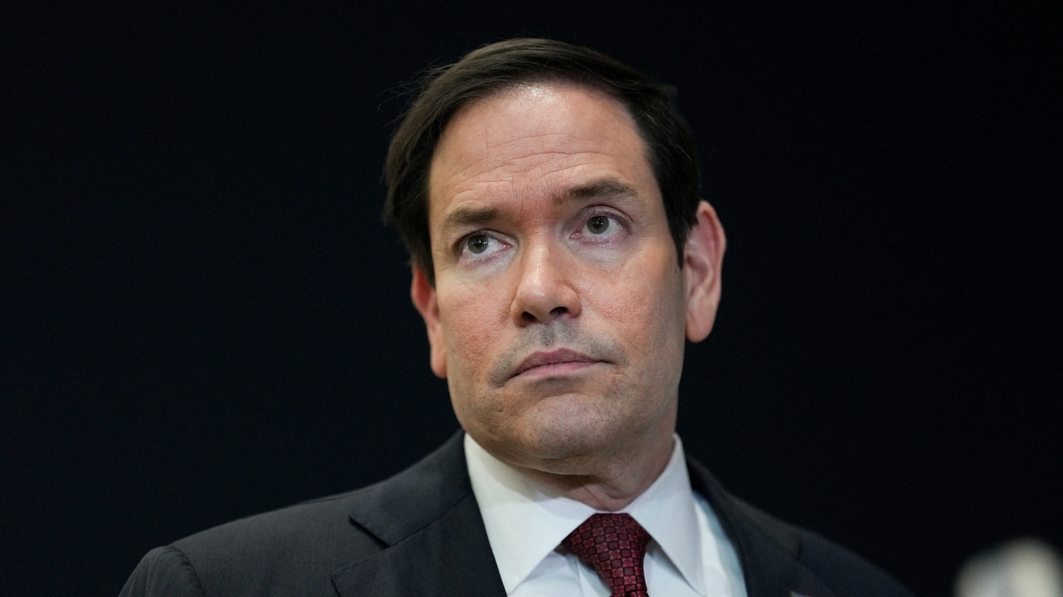 Marco Rubio advirtió que Irán no puede imponer tarifas en Ormuz y pidió frenar los ataques de los grupos aliados a Teherán