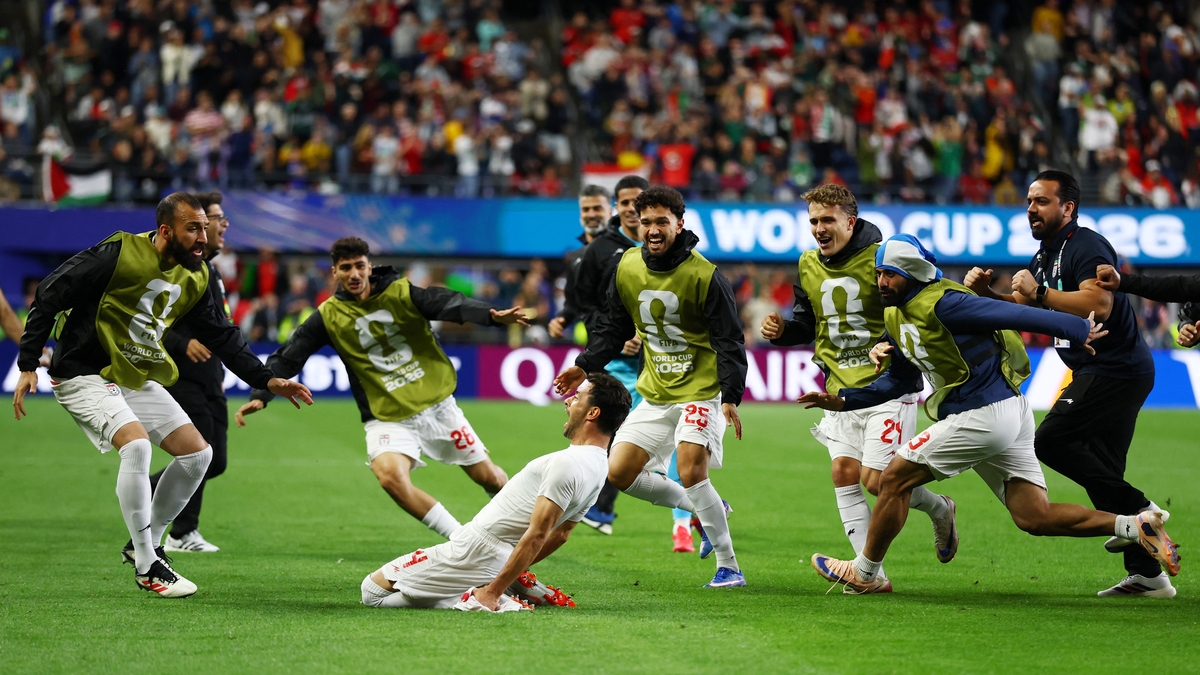 Irán marcó un gol agónico, hizo una de las mejores celebraciones del Mundial y clasificaba a 16avos: el VAR lo anuló