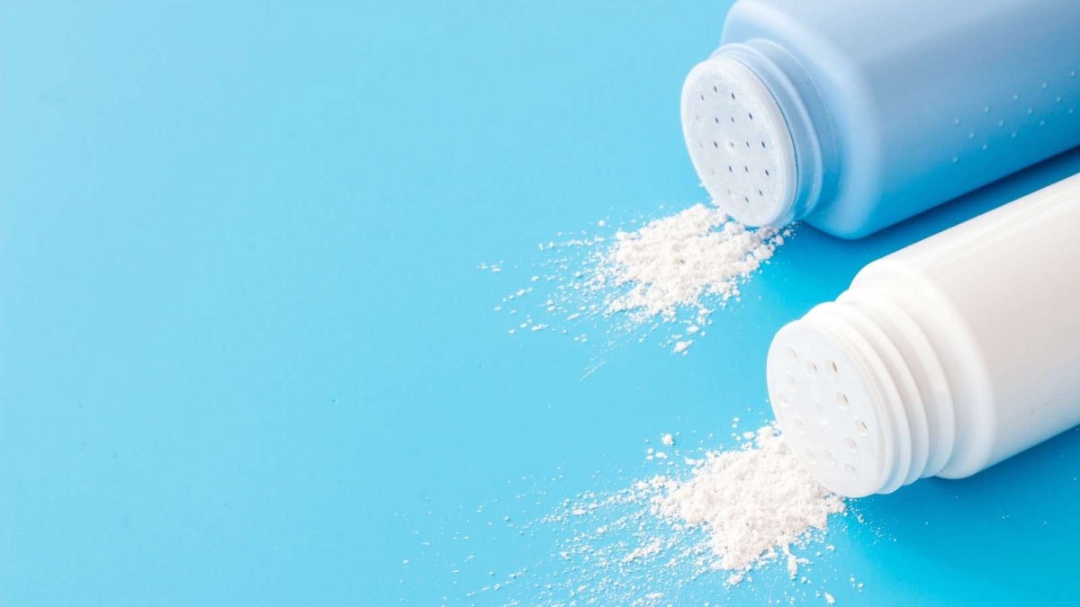 Johnson & Johnson ofrece millonaria indemnización para resolver 76 mil demandas por talco ligado a cáncer