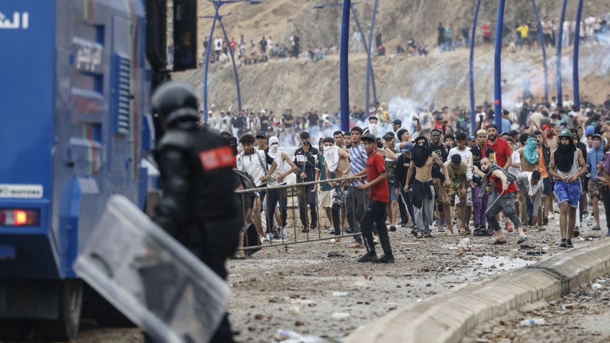 Tras crisis por ola migratoria en Ceuta, Italia suspende la libre circulación con España