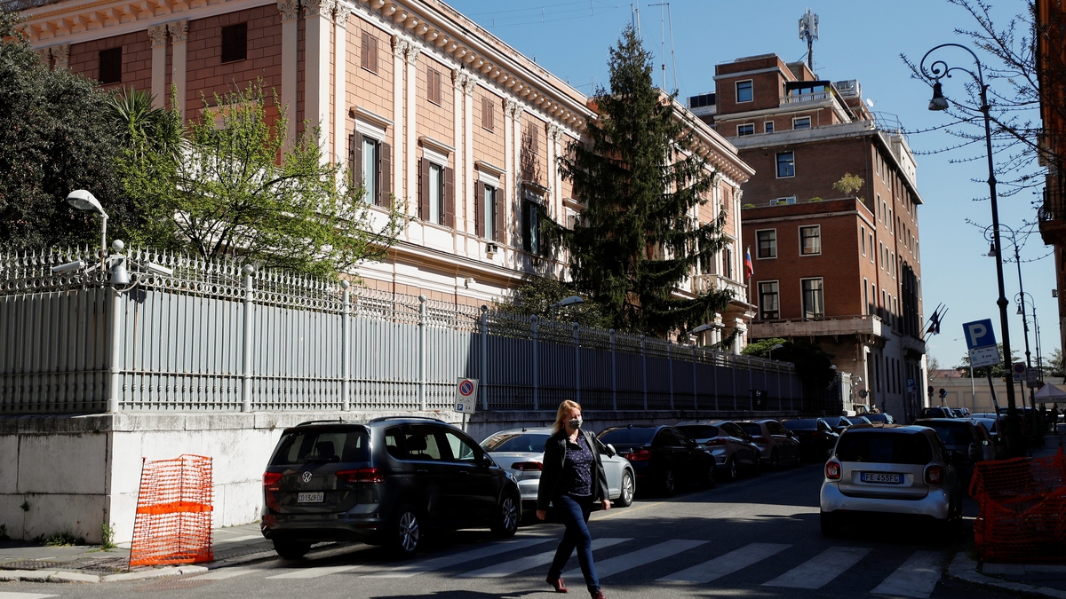 Italia expulsó a dos diplomáticos rusos acusados de espiar armamento destinado a Ucrania: “Guerra híbrida contra Occidente”