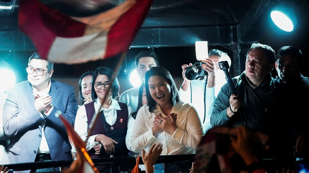 Keiko Fujimori agradeció a simpatizantes tras ser proclamada presidenta electa: “Tengo la escuela de mi padre”