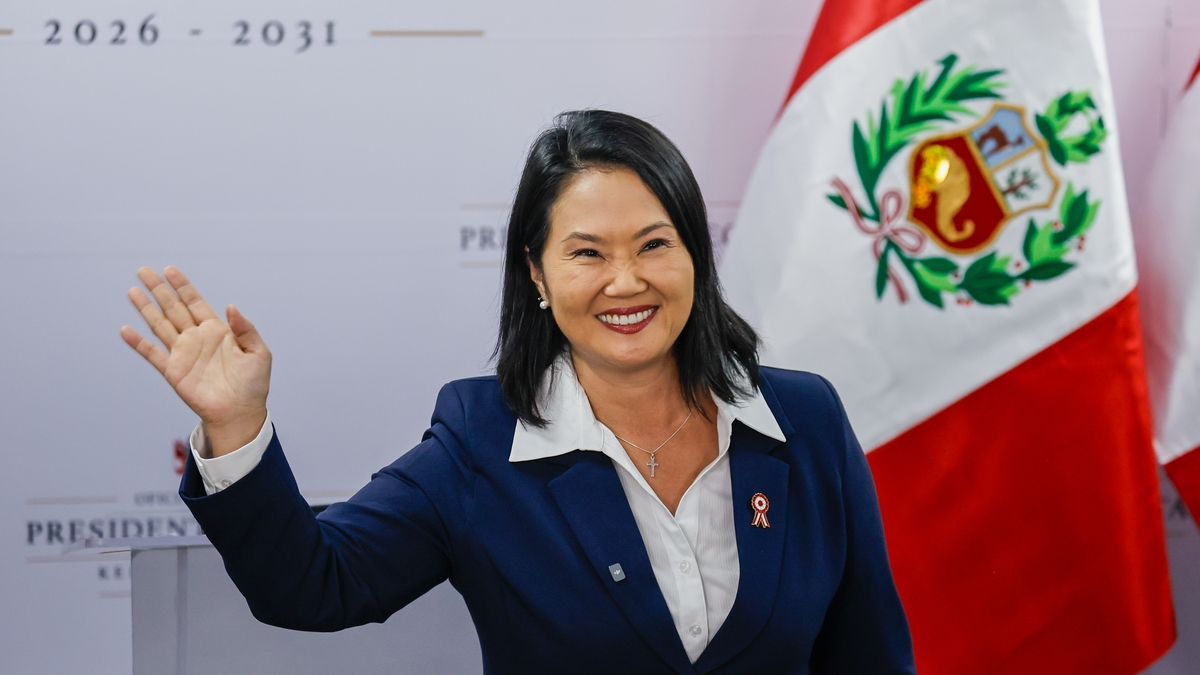 Gratificación para trabajadores CAS ahora estaría en manos de Keiko Fujimori, según Balcázar
