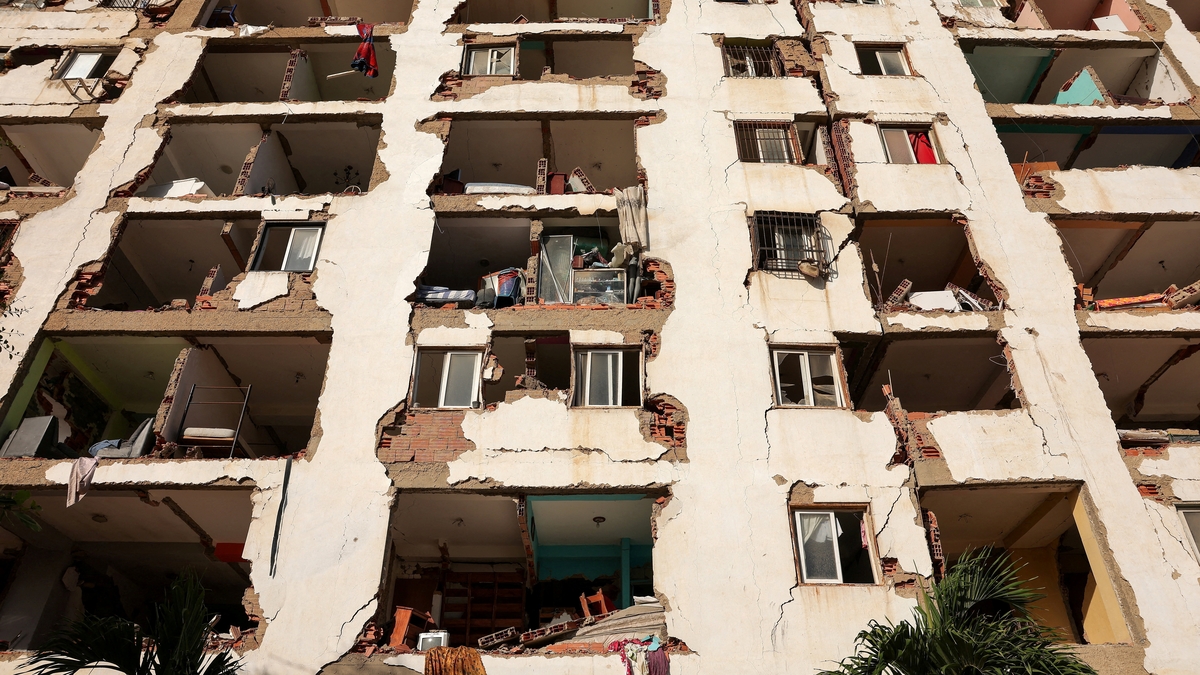 Expertos llaman a evaluar edificios afectados por el terremoto para determinar causas de los colapsos