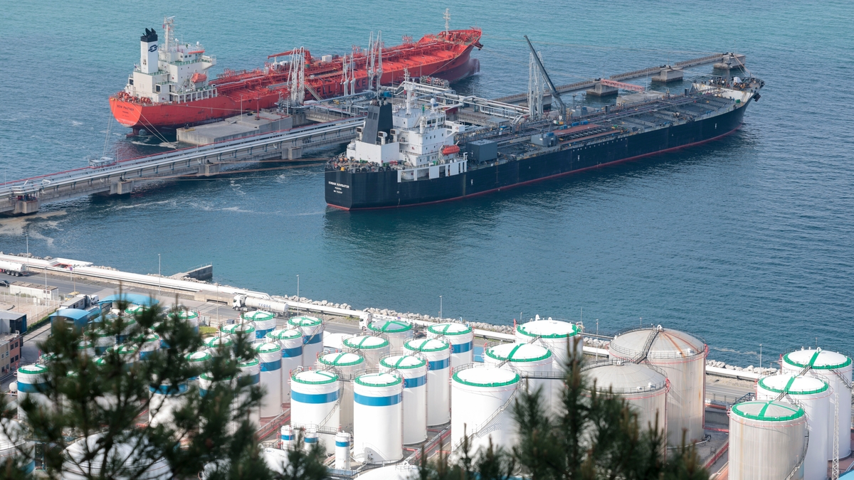 El barril de petróleo cerró en su nivel más alto en seis semanas por la tensión militar entre Estados Unidos e Irán