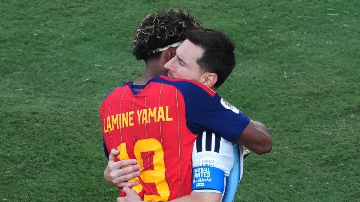 El gesto de Lamine Yamal con Messi en medio de los festejos de España tras ganarle la Copa del Mundo a Argentina