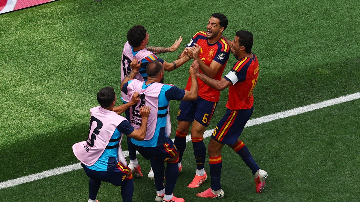 España se agarra a Mikel Merino y se cita con Francia en semifinales del Mundial 2026