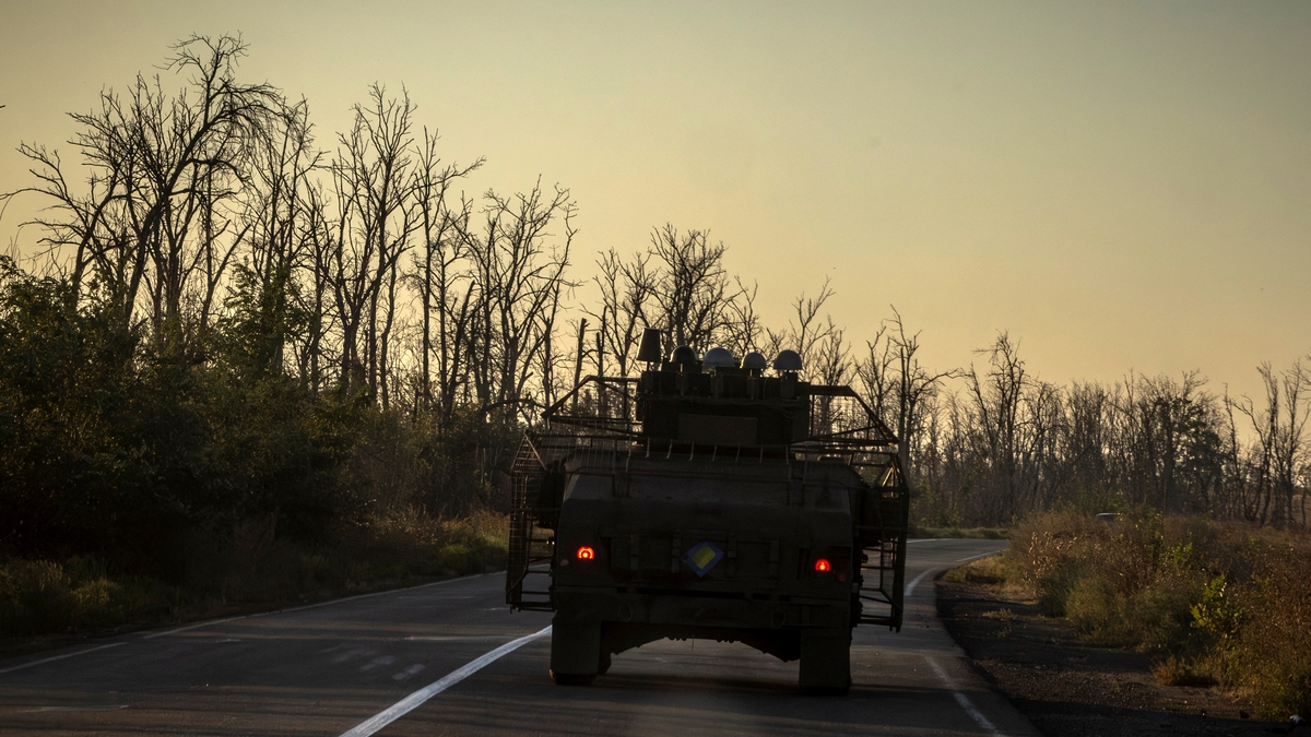 El Ejército ruso afirmó que se encuentra a menos de cinco kilómetros del principal bastión ucraniano en el Donbás