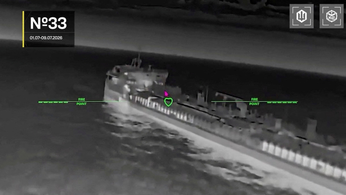 Ucrania atacó 21 buques de la flota fantasma rusa en el mar de Azov