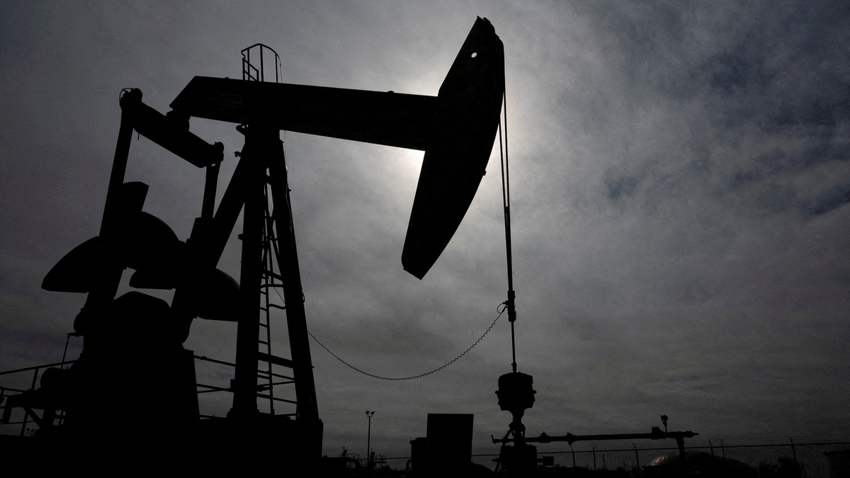 Los precios del petróleo se disparan tras la nueva escalada entre Estados Unidos e Irán en Medio Oriente