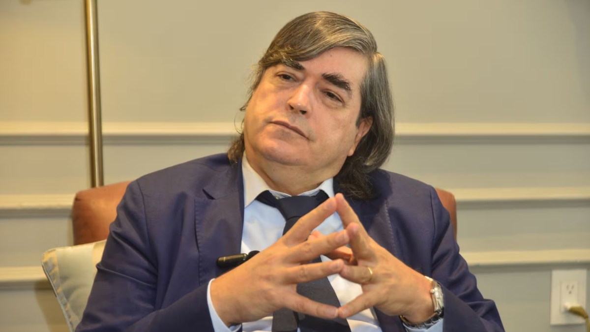 Jaime Bayly hace penosa confesión sobre sus hijas mayores: “Se aburren conmigo. Son más felices lejos de mí”