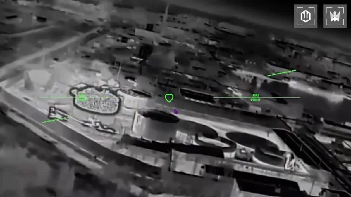 Ucrania lanzó un ataque con drones contra ocho petroleros de la “flota fantasma” de Rusia en el mar de Azov