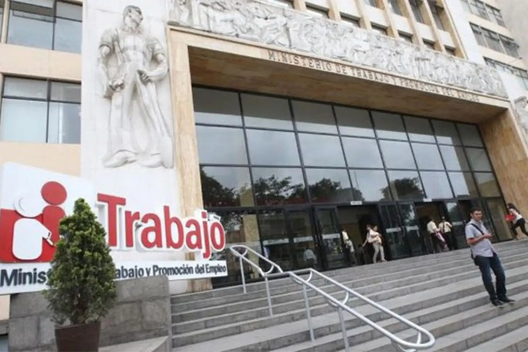 Gobierno convoca a CNTPE para el 3 de setiembre y abre nueva etapa de concertación laboral