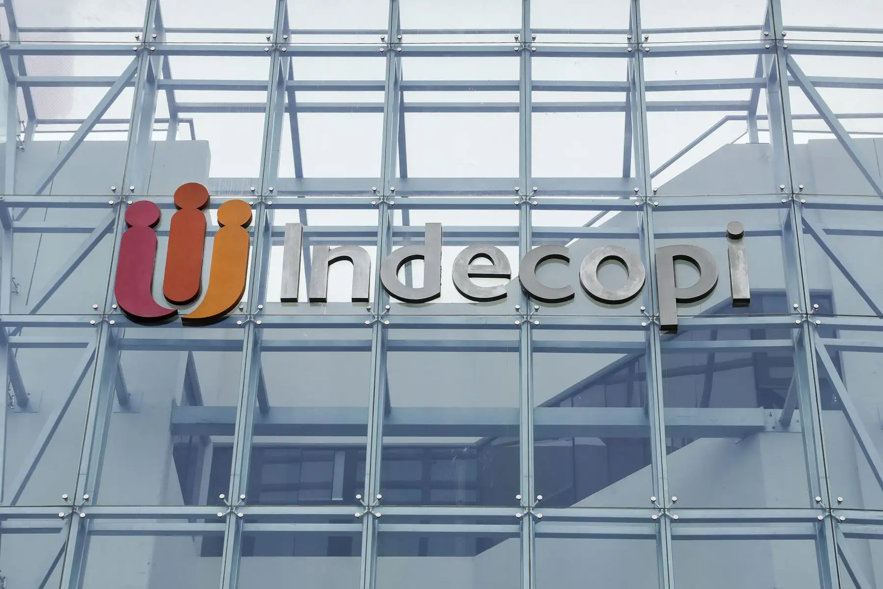 Indecopi sanciona a banco por emplear métodos abusivos de cobranza