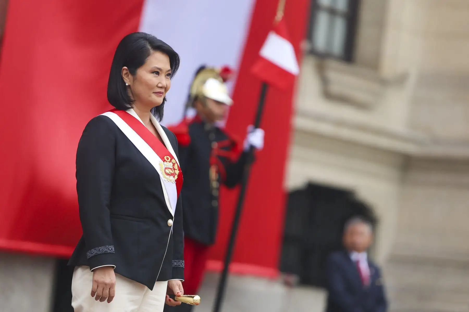 Presidenta Keiko Fujimori encabezó su primer cambio de guardia en Palacio de Gobierno