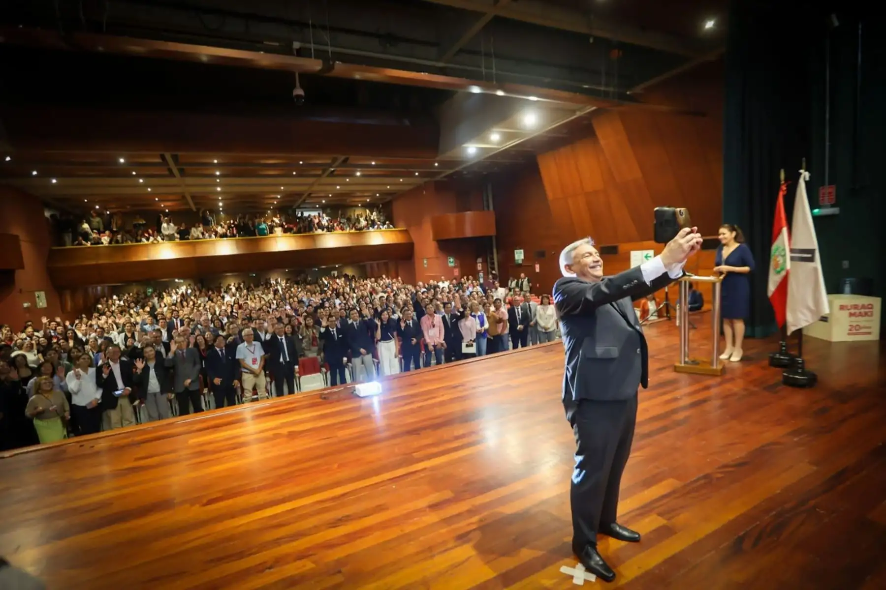 Ministro de Cultura anuncia que el Cusco será una prioridad de su gestión