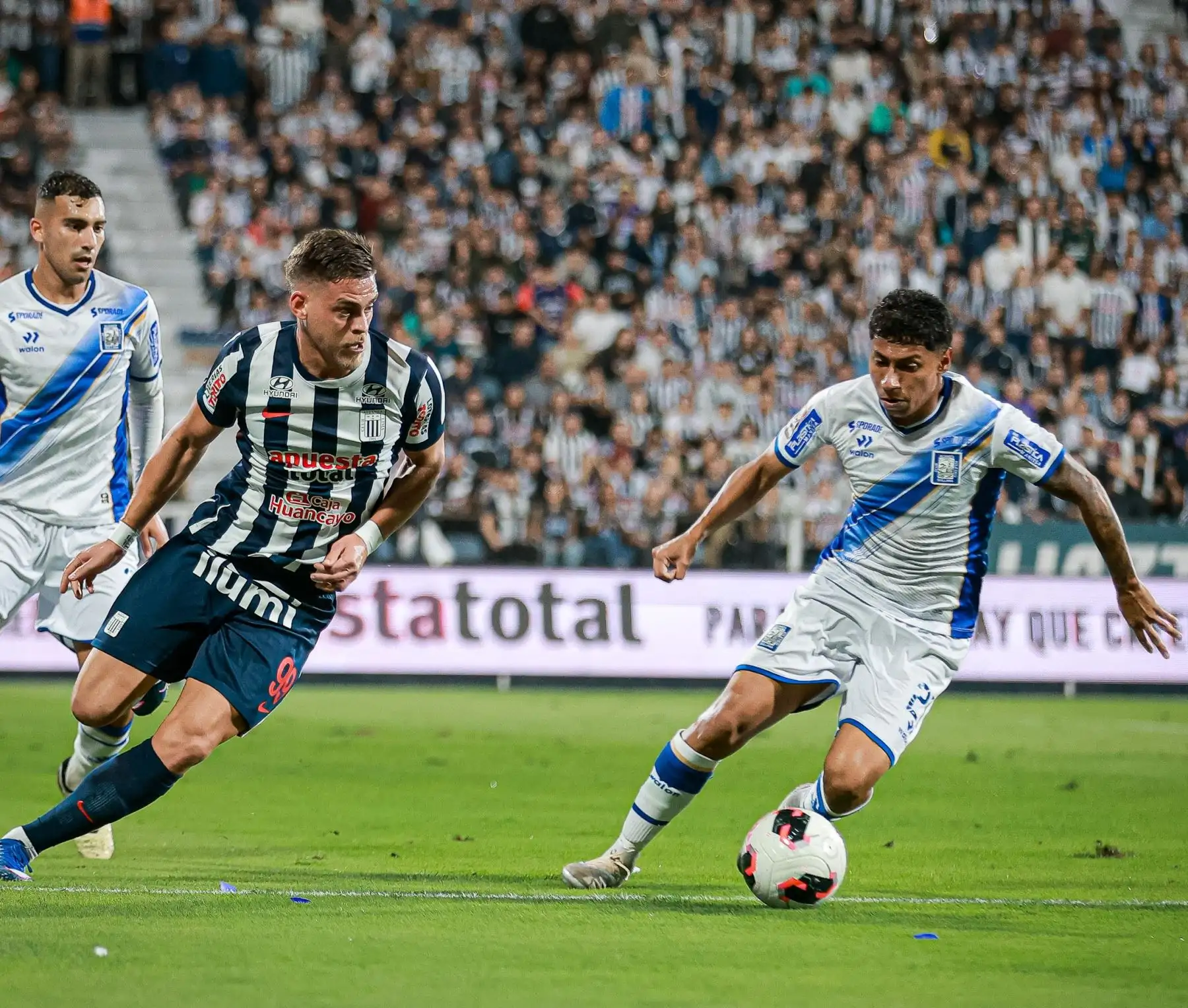 ¡Luchado! Así va la tabla tras el triunfo de Alianza Lima y derrota de Universitario