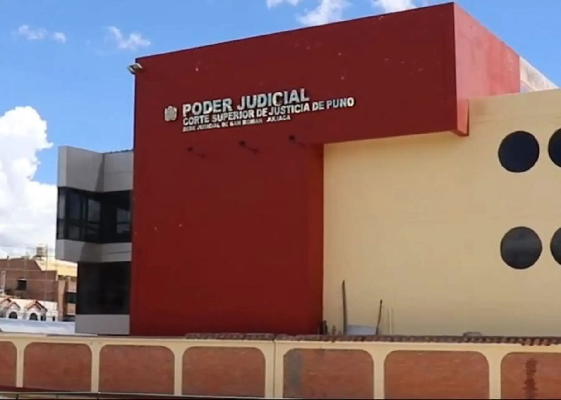 Puno: condenan a ocho de prisión efectiva a expolicía por el delito de lavado de activos