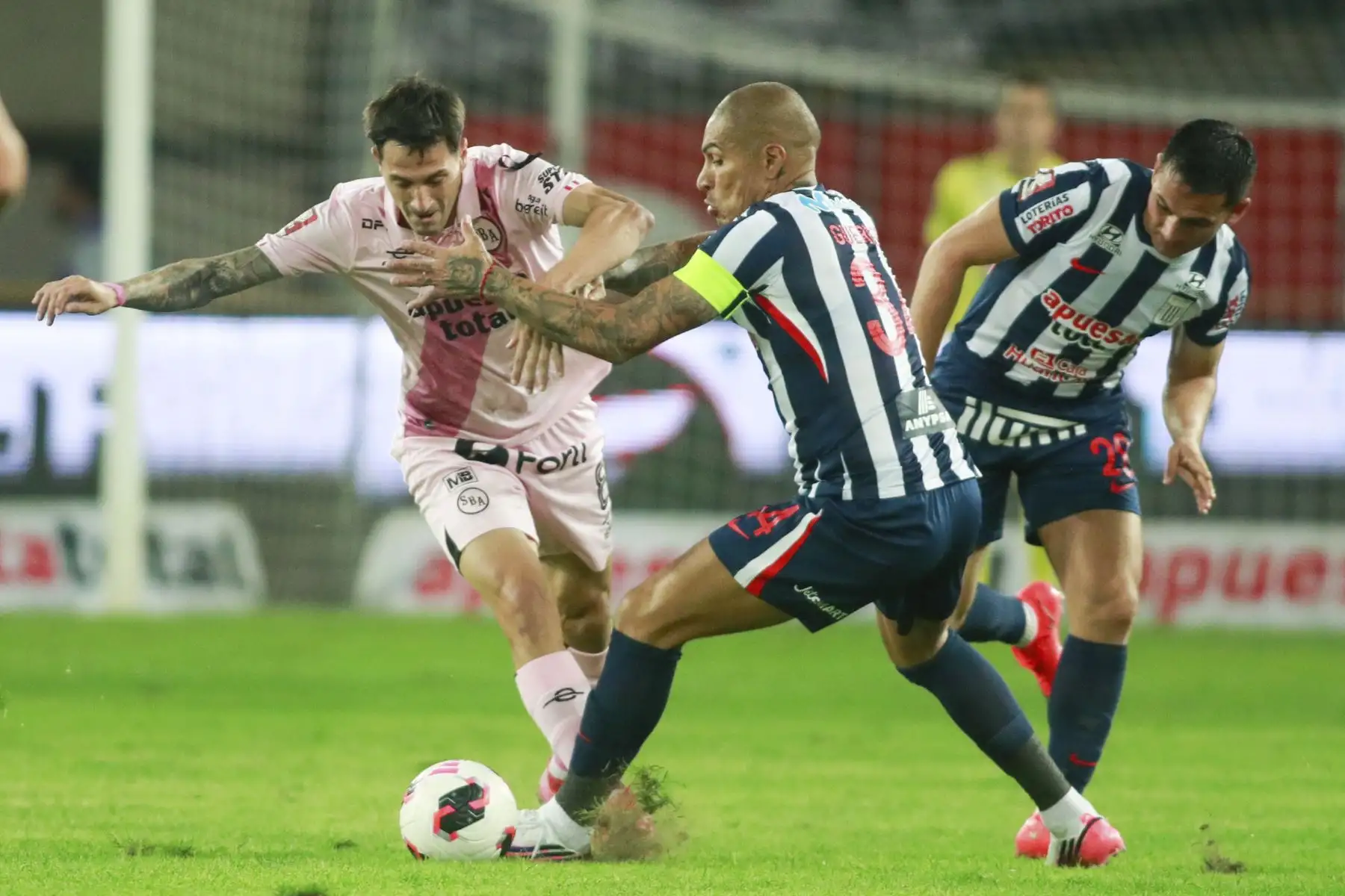 Clausura: Así va la lucha por el primer lugar tras el empate de Alianza Lima ante Boys