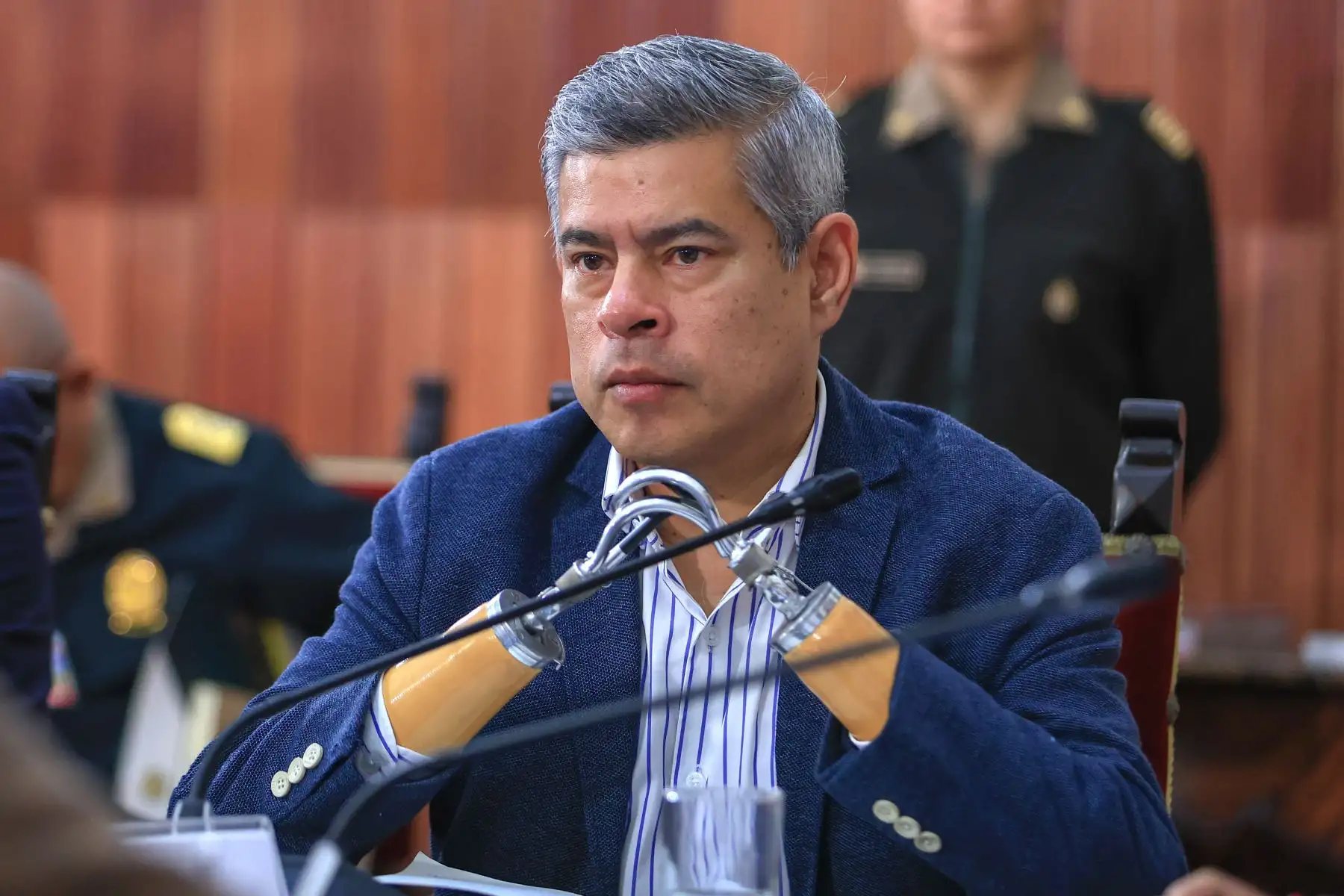 Jefe del Gabinete: Queremos poner orden en las calles y en la administración pública