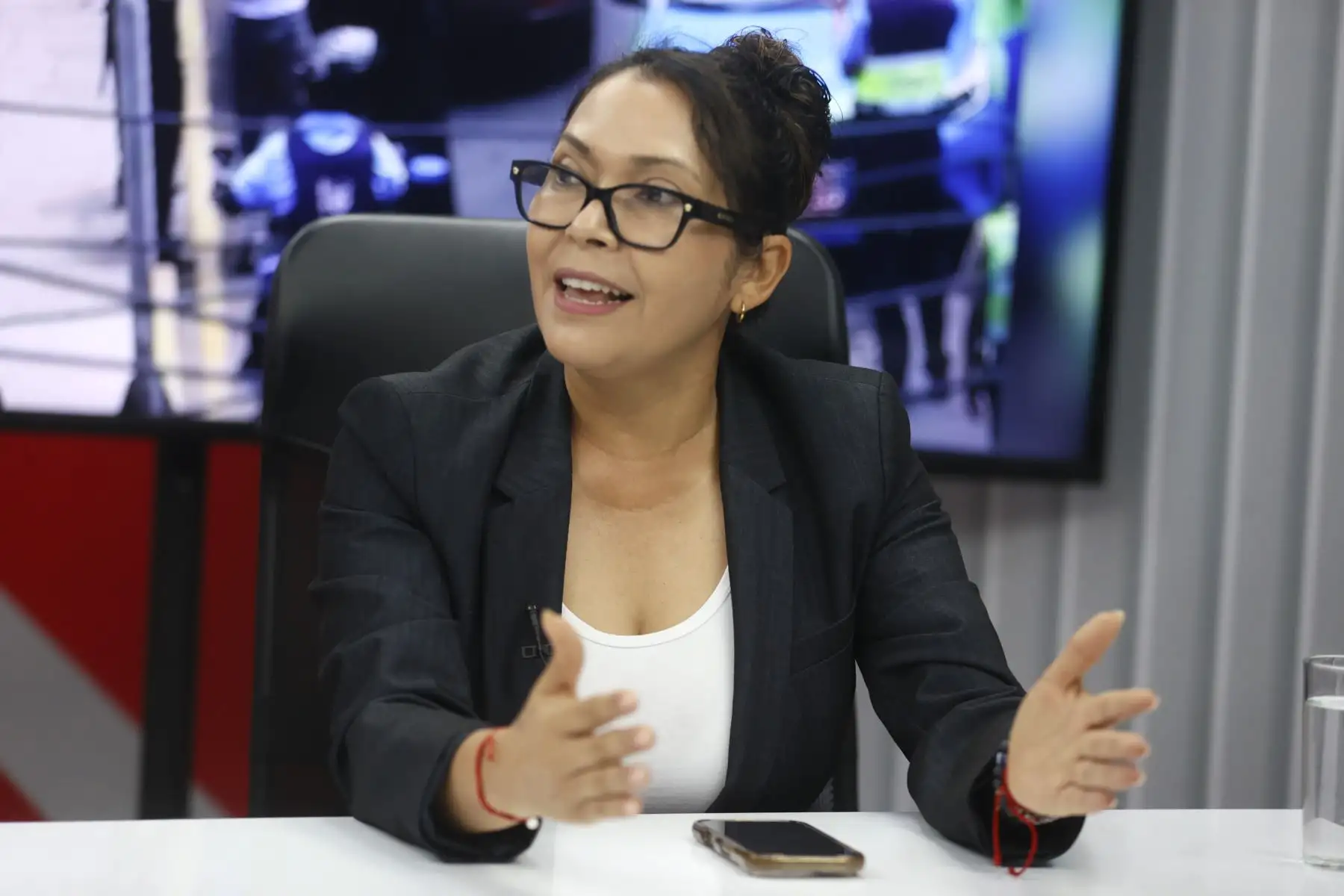 Alcaldesa de Comas respalda apoyo de las FF. AA. a la PNP contra la delincuencia