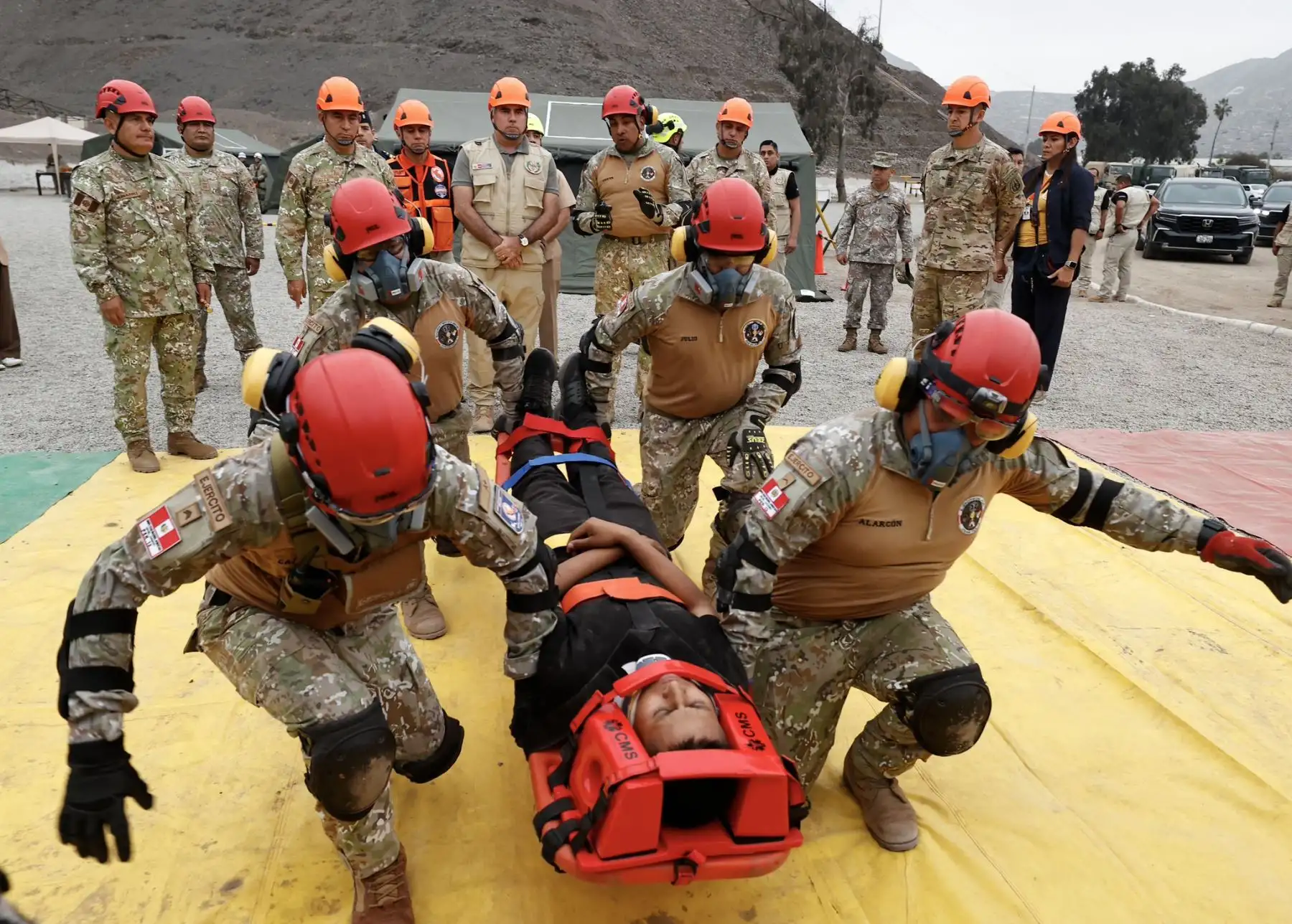 Mindef: equipos de rescate de FF. AA. están listos para actuar ante terremotos o desastres