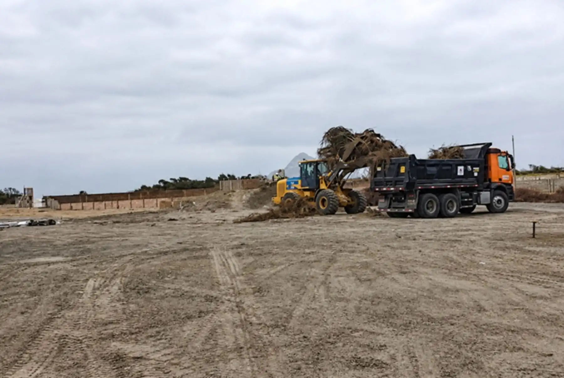 Trujillo: retiran 130 m3 de residuos en alrededores de aeropuerto y penal El Milagro