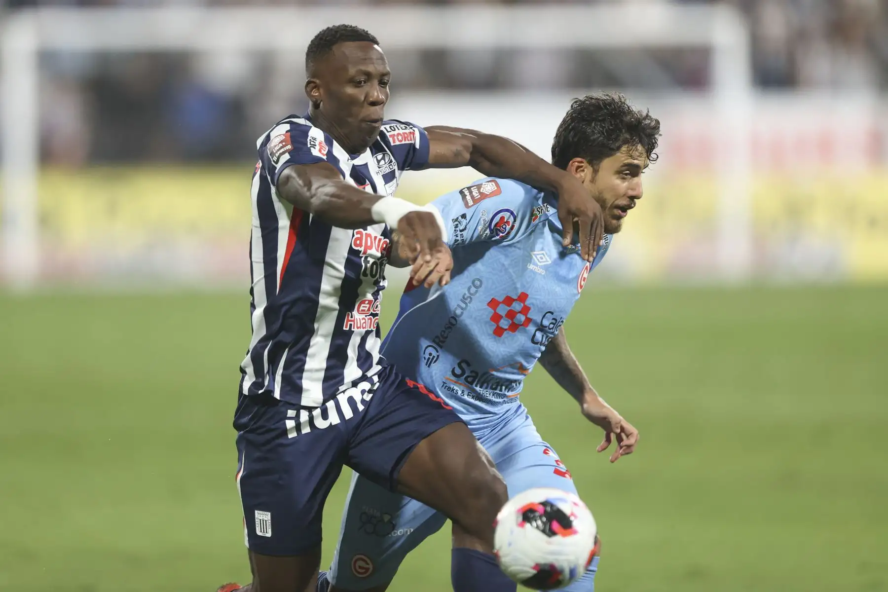 Alianza Lima: ¿A cuántos puntos del Garcilaso y Universitario quedó el equipo íntimo?