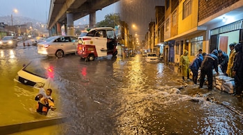 EN VIVO Lluvia intensa golpea en Lima y regiones: se registran aniegos en VES, VMT, Chorrillos y San Juan de Miraflores