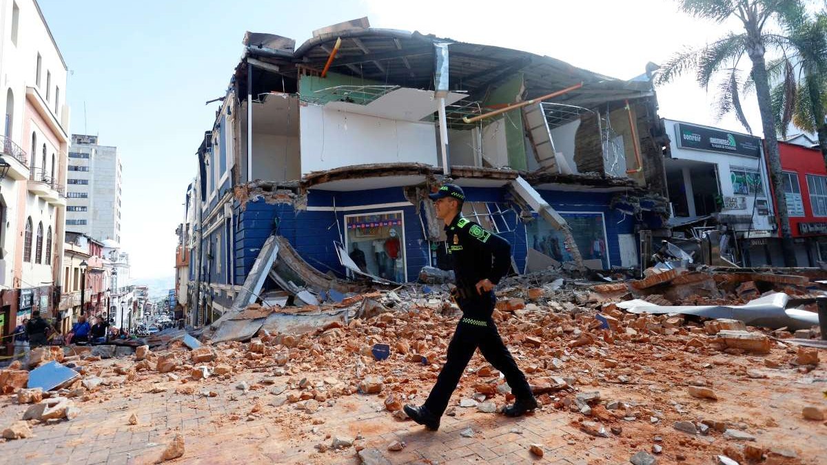 Confirman al menos 18 fallecidos tras terremoto de magnitud 7,4 en Colombia