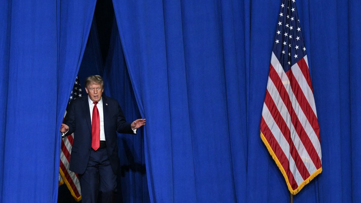 Jueza de EEUU anula la suspensión de visas impuesta por Donald Trump a 75 países