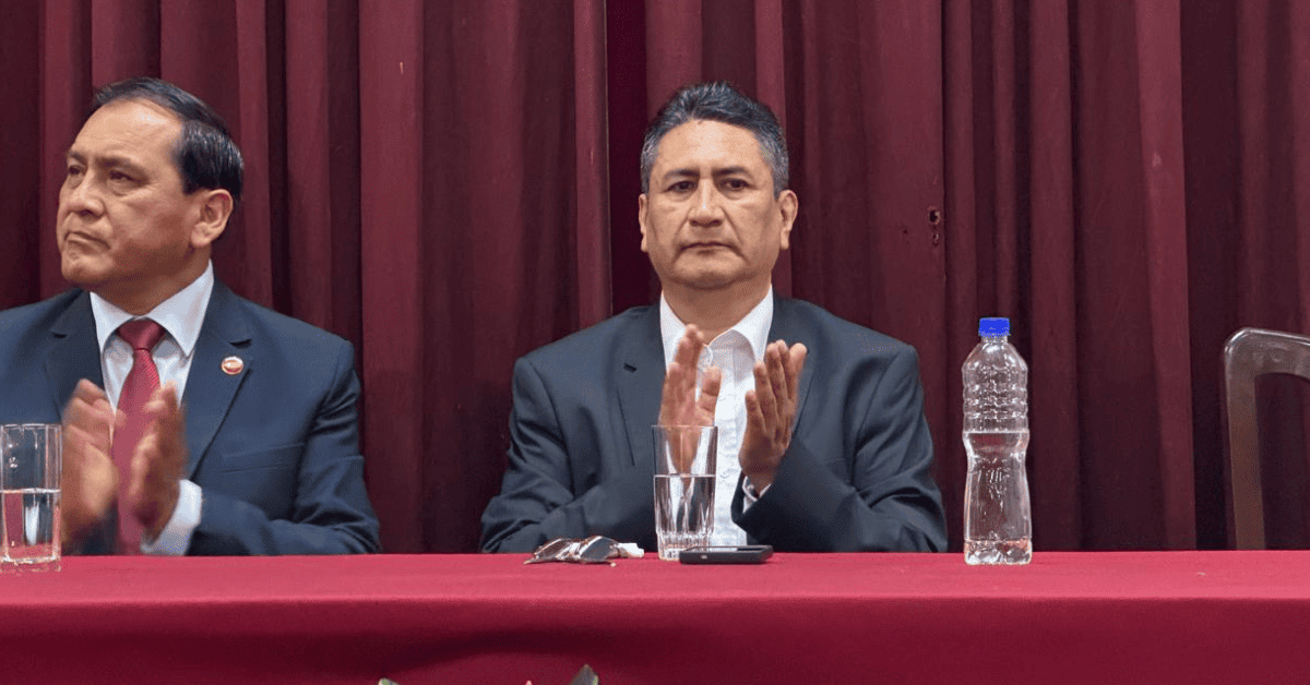 Vladimir Cerrón reaparece tras anularse su prisión preventiva y luego de más de dos años en la clandestinidad