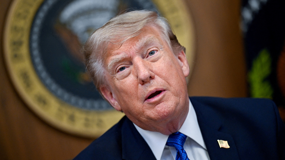 Donald Trump advirtió que Irán debe elegir entre un acuerdo con Estados Unidos o la rendición total