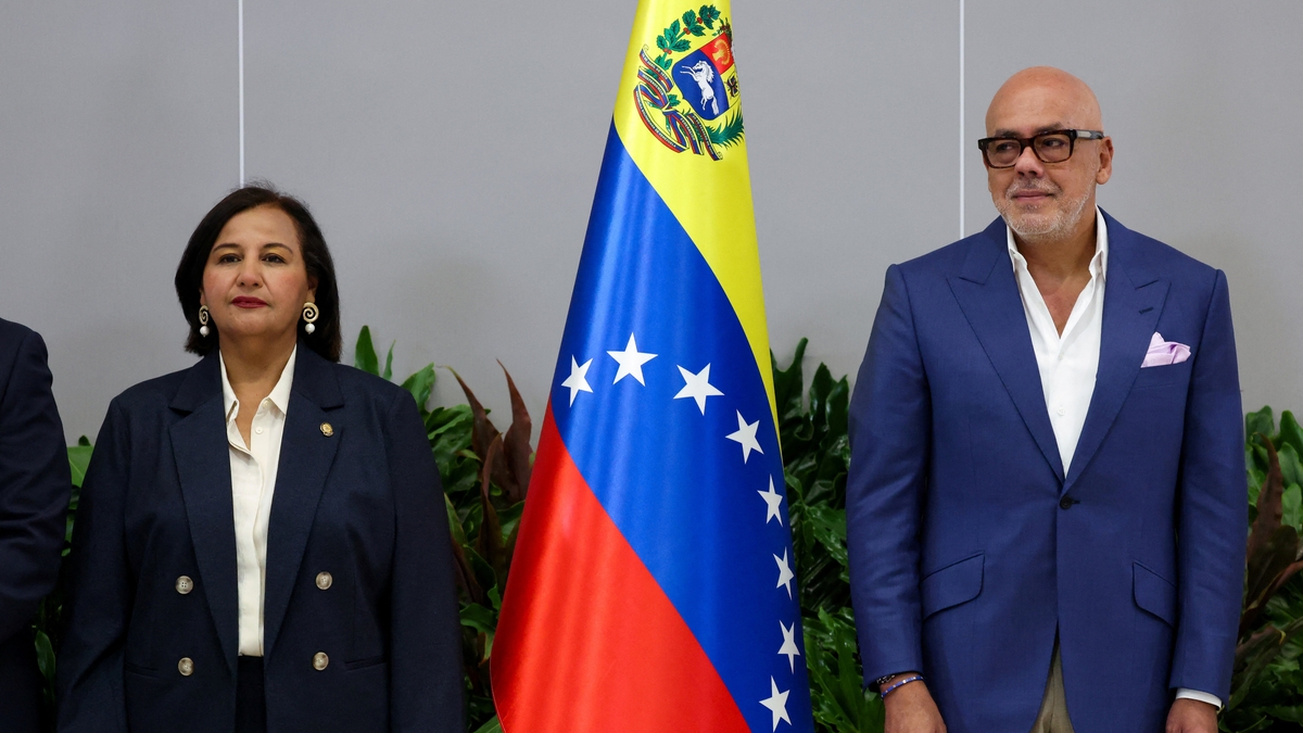 Qué temas abren el cronograma del chavismo y la oposición para avanzar rumbo a las elecciones en Venezuela