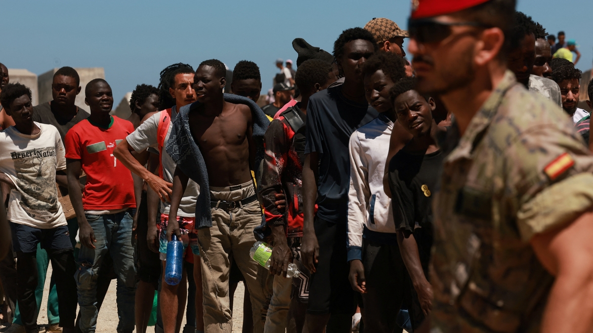 Las redes sociales impulsaron una crisis de refugiados entre España y Marruecos
