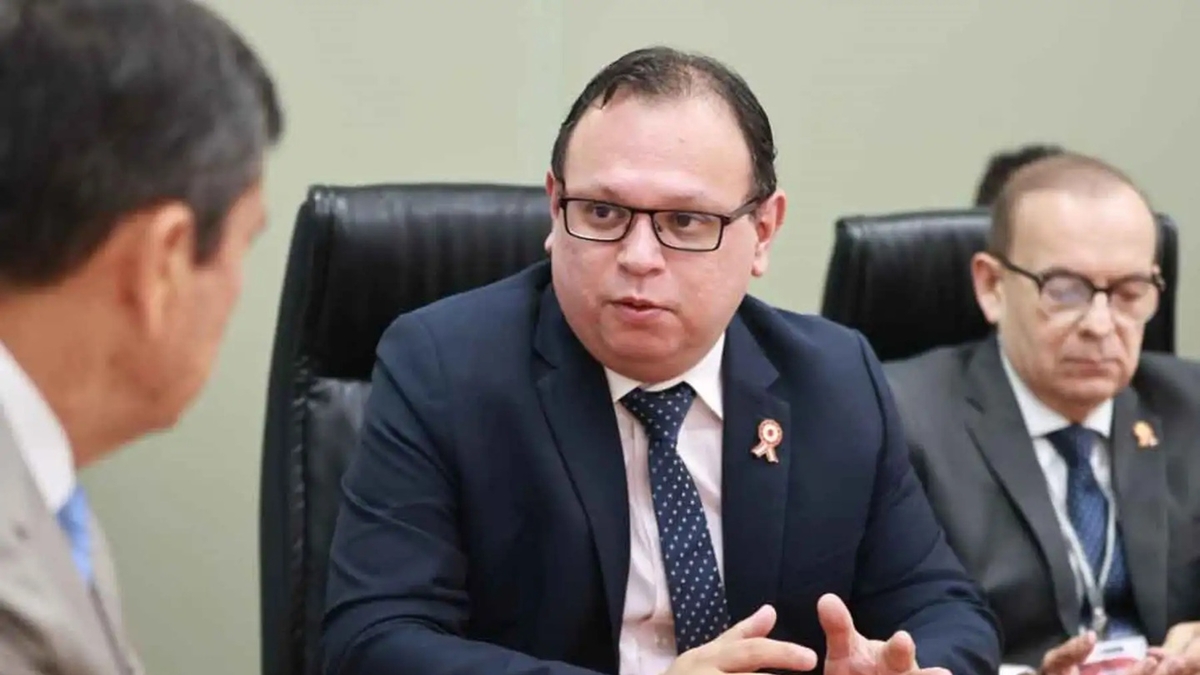 Ministro afirma que obras contra El Niño no estarán listas a fin de año porque “no hay presupuesto ni tiempo”