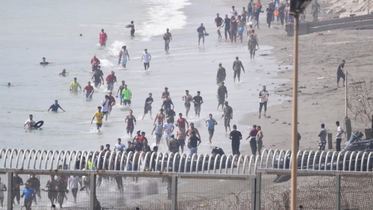 Ceuta y el bulo que metió a 60.000 personas en el mar