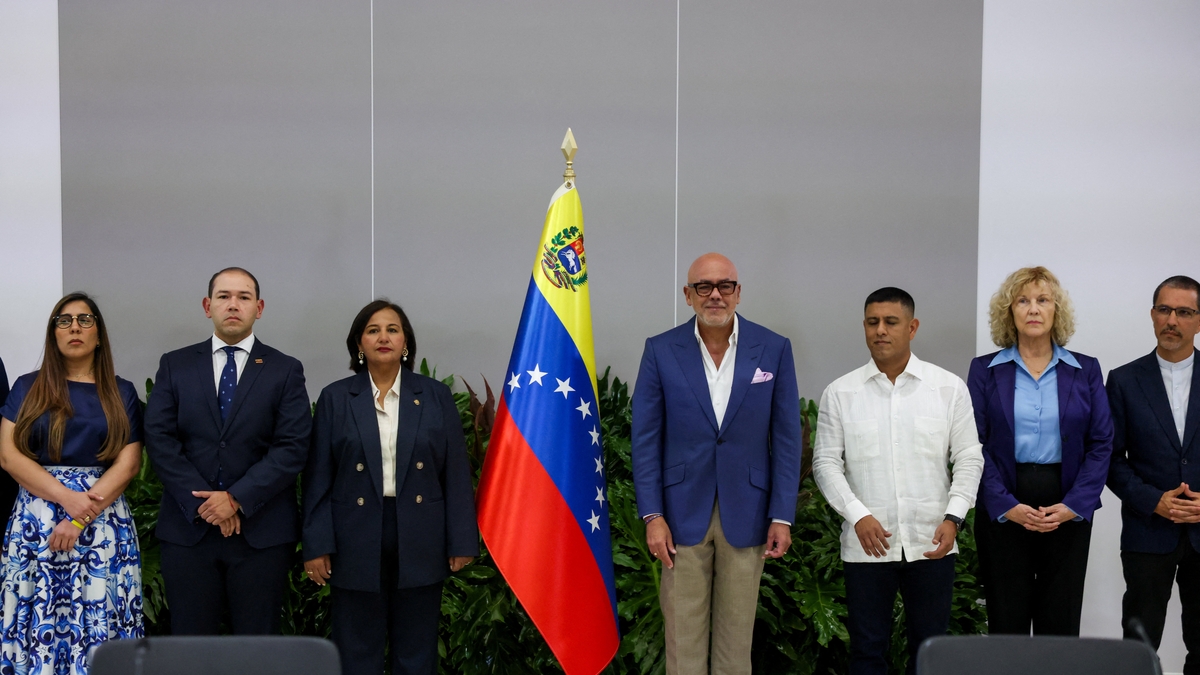 Diálogo en Venezuela: el chavismo y la oposición acordaron las bases de la negociación y continuarán las conversaciones