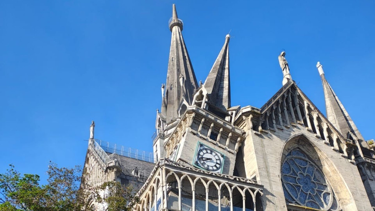 Ni la Catedral de Manizales se salvó del fuerte terremoto en Colombia: un sacerdote se aferró a una columna para resguardarse