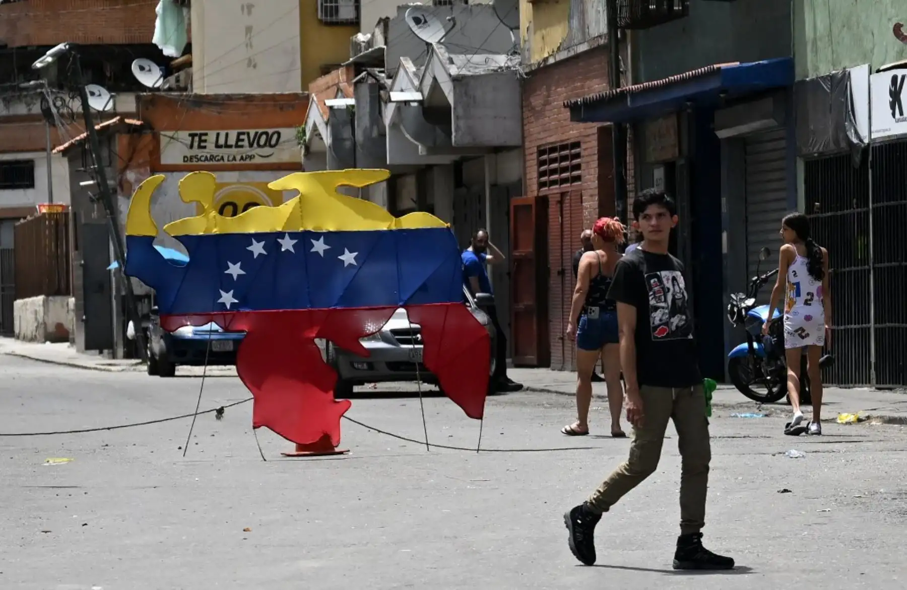 Venezuela libera a más presos políticos tras las conversaciones con la oposición