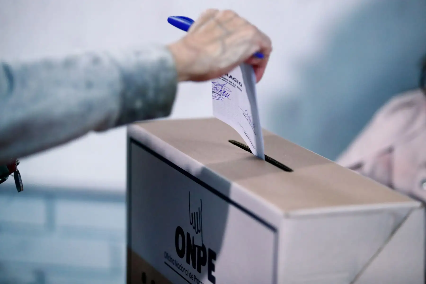 Presentan informe sobre el impacto de la desinformación en las Elecciones Generales 2026