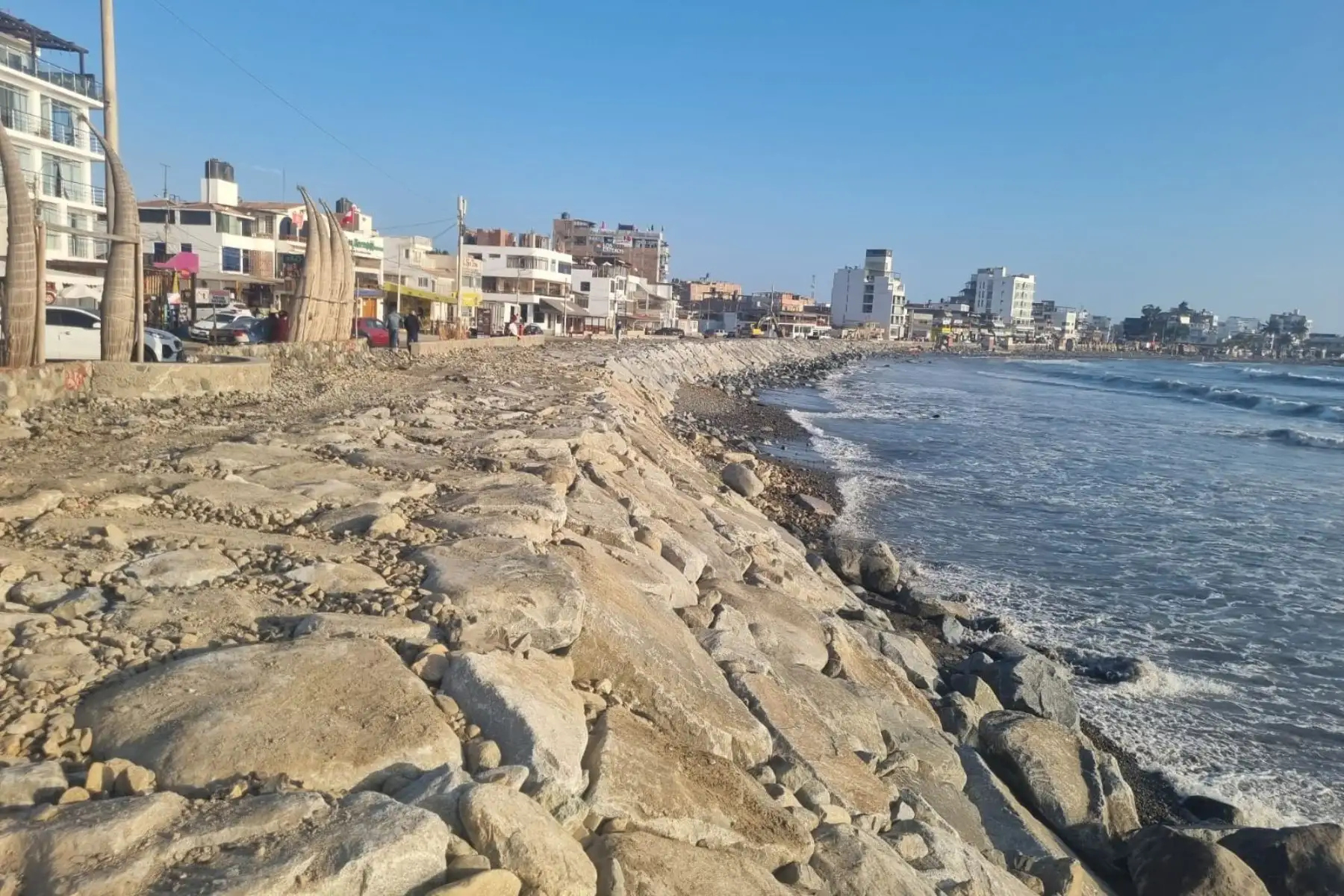 La Libertad: MTC culmina trabajos de mantenimiento del enrocado en balneario de Huanchaco