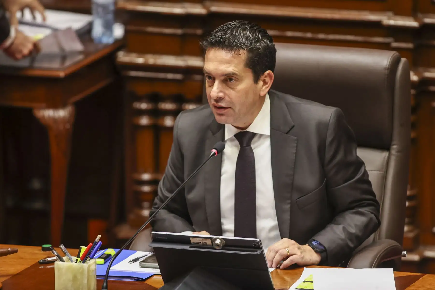 Presidente del Congreso llama a fortalecer el diálogo y el bien común en etapa bicameral