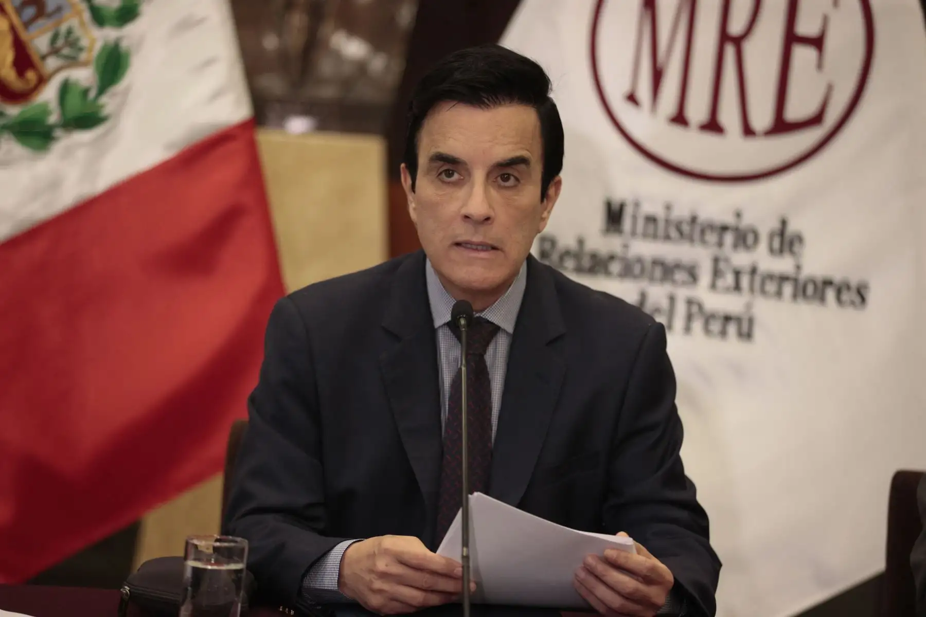 Canciller Espá: hago un llamado a la oposición a pensar en el Perú con espíritu patriótico