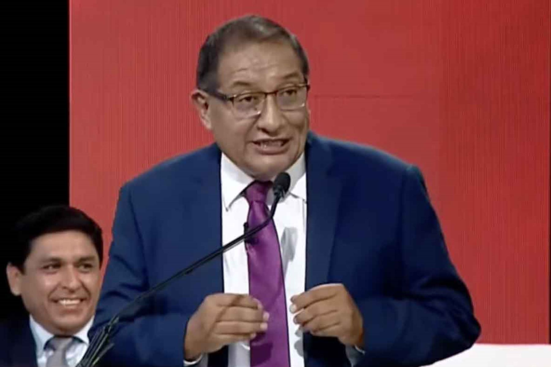 Debate ERM 2026: Luis Huette propone descolmatación y reasentamiento de familias ante FEN