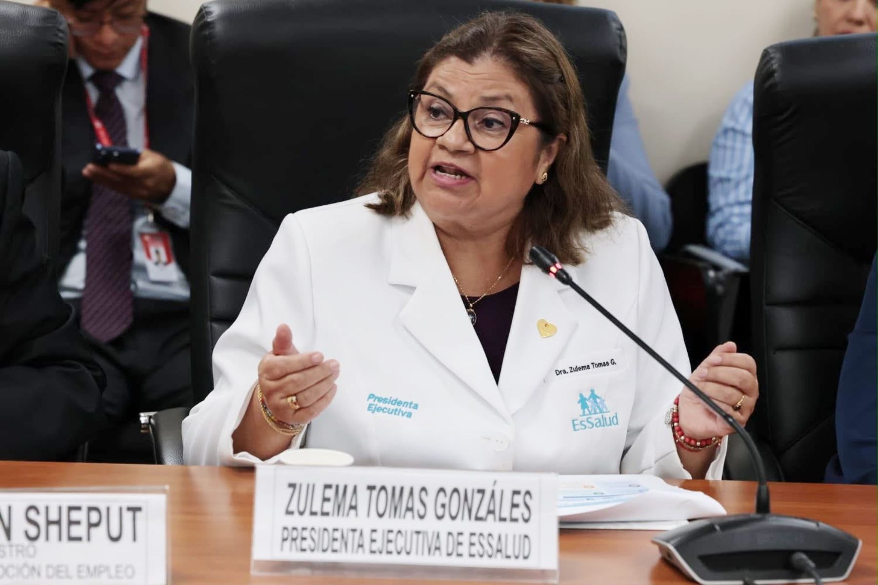 EsSalud amplía horarios de atención para reducir esperas en cirugía y consulta externa