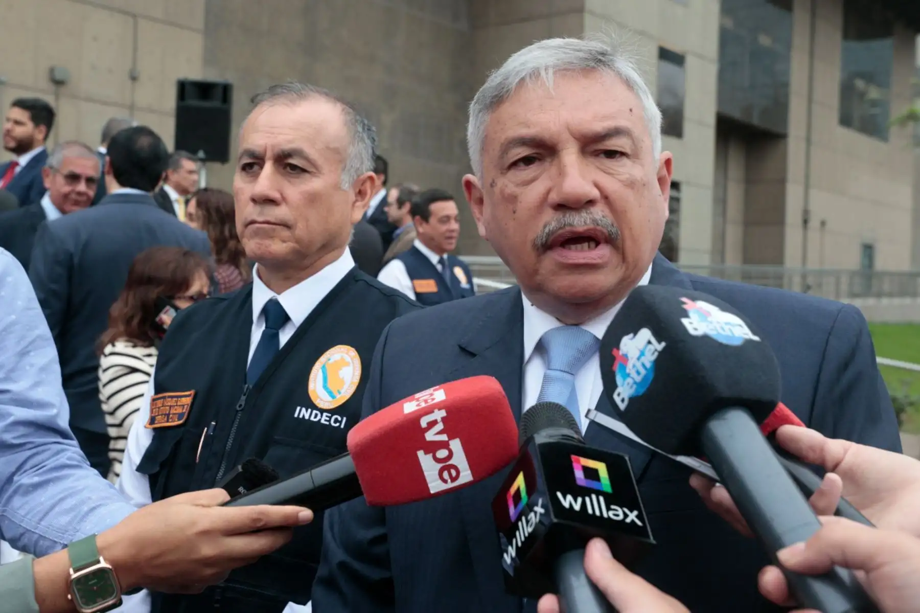 Ministro Beingolea sobre facultades aprobadas: Es un paso adelante, pero insuficiente