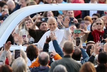 El papa León XIV no necesitará tratamiento adicional tras la operación para extirparle un adenocarcinoma del pulmón